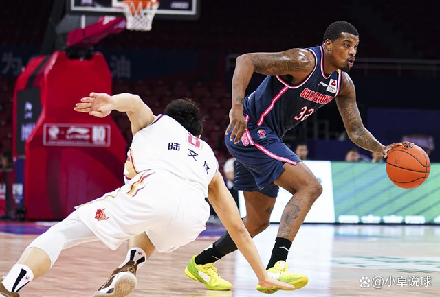 包含郭艾伦刷新里程碑，波尔图八强战力克波尔图，晋级概率达73％的词条